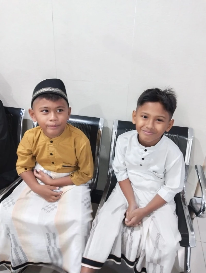 Akrom Azka Wicaksono dan Ehan Rafif Wicaksono