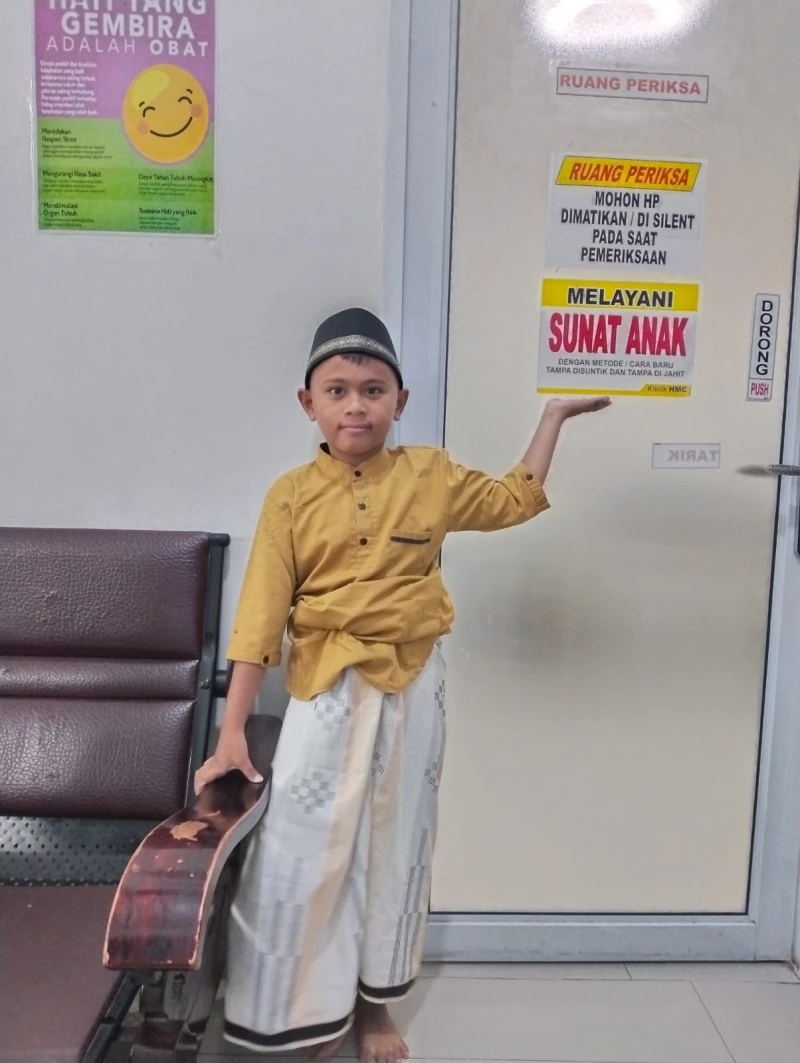 Akrom Azka Wicaksono dan Ehan Rafif Wicaksono